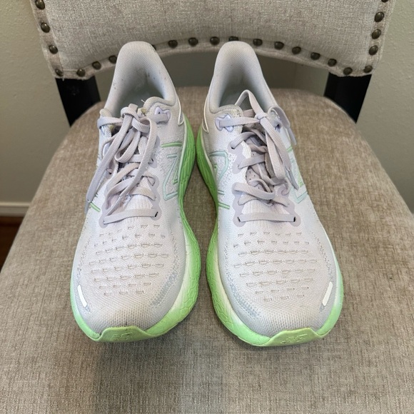 New Balance Running Shoes Fresh Foam 1080, Women Size 9 - Picture 3 of 8